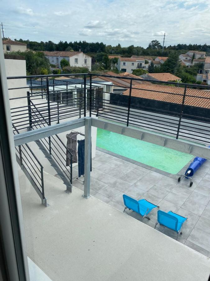 Bel Appartement Chez Particulier Calme Et Piscine Роаян Екстериор снимка
